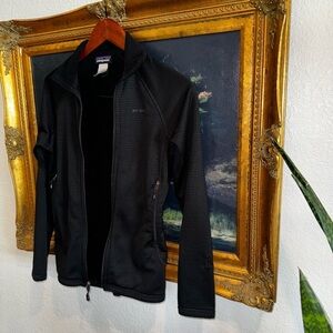 Patagonia Polartek Dry Women’s Black Zip Front Sweater Size XS Waterproof